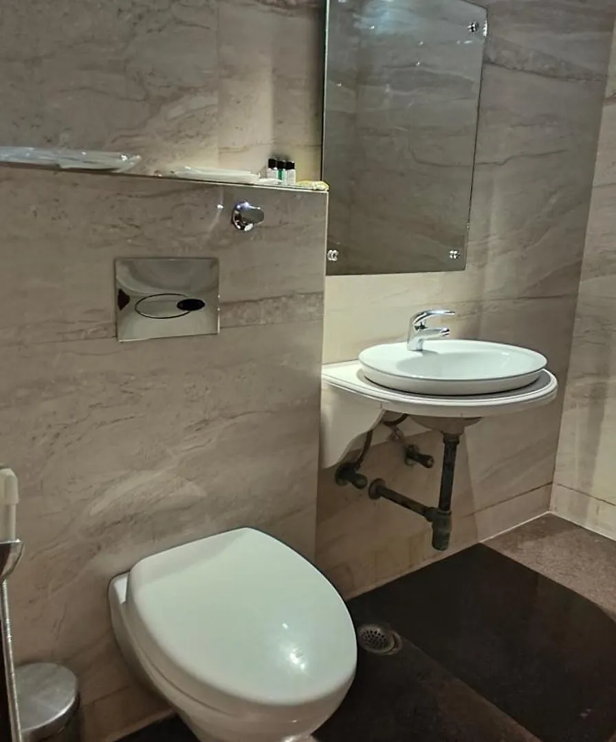 Hotel Taj Heights Agra