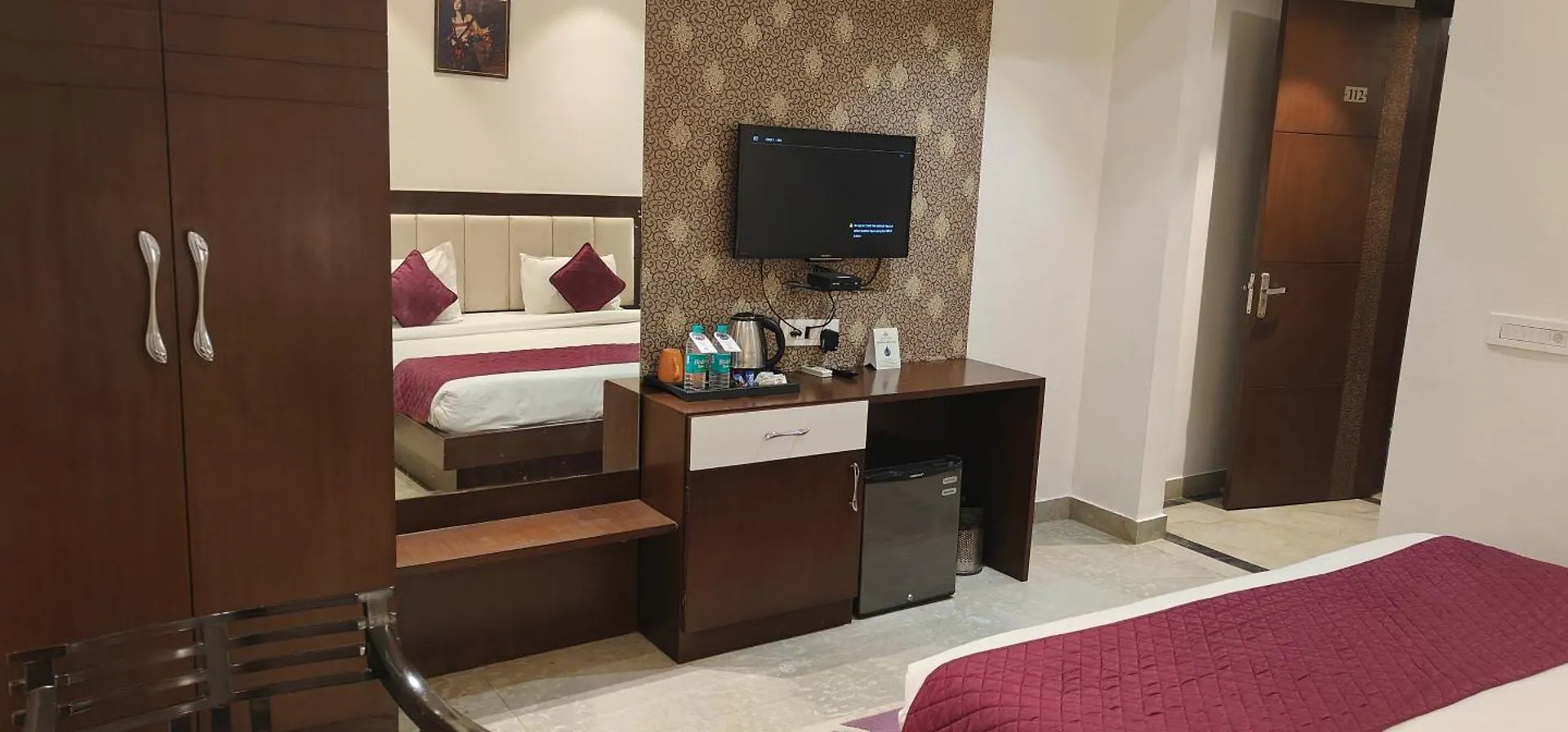 Hotel Taj Heights Agra