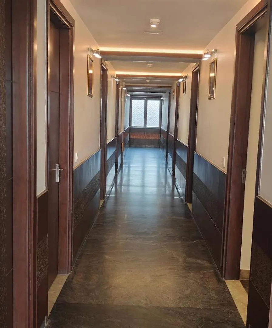 Hotel Taj Heights Agra  3*, Agra (Uttar Pradesh) India