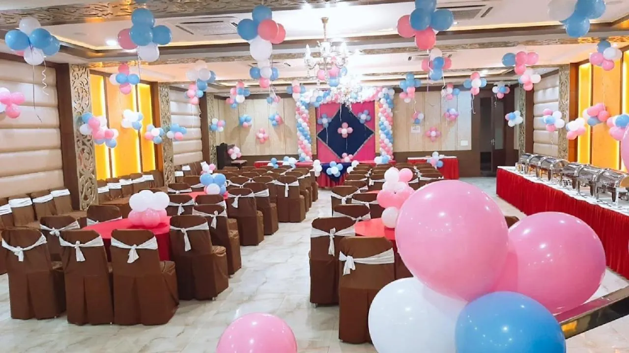 Hotel Taj Heights Agra