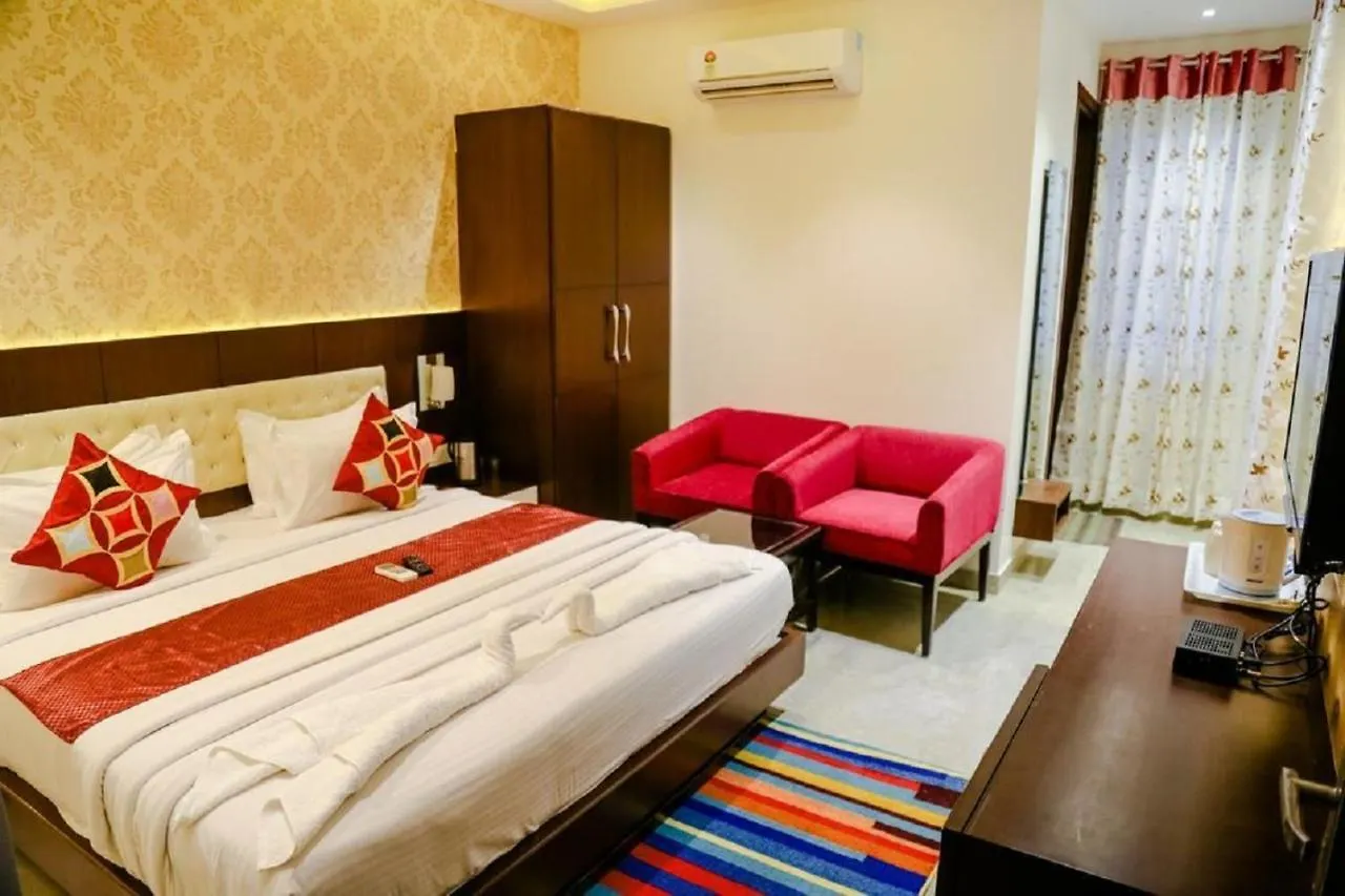 Hotel Taj Heights Agra