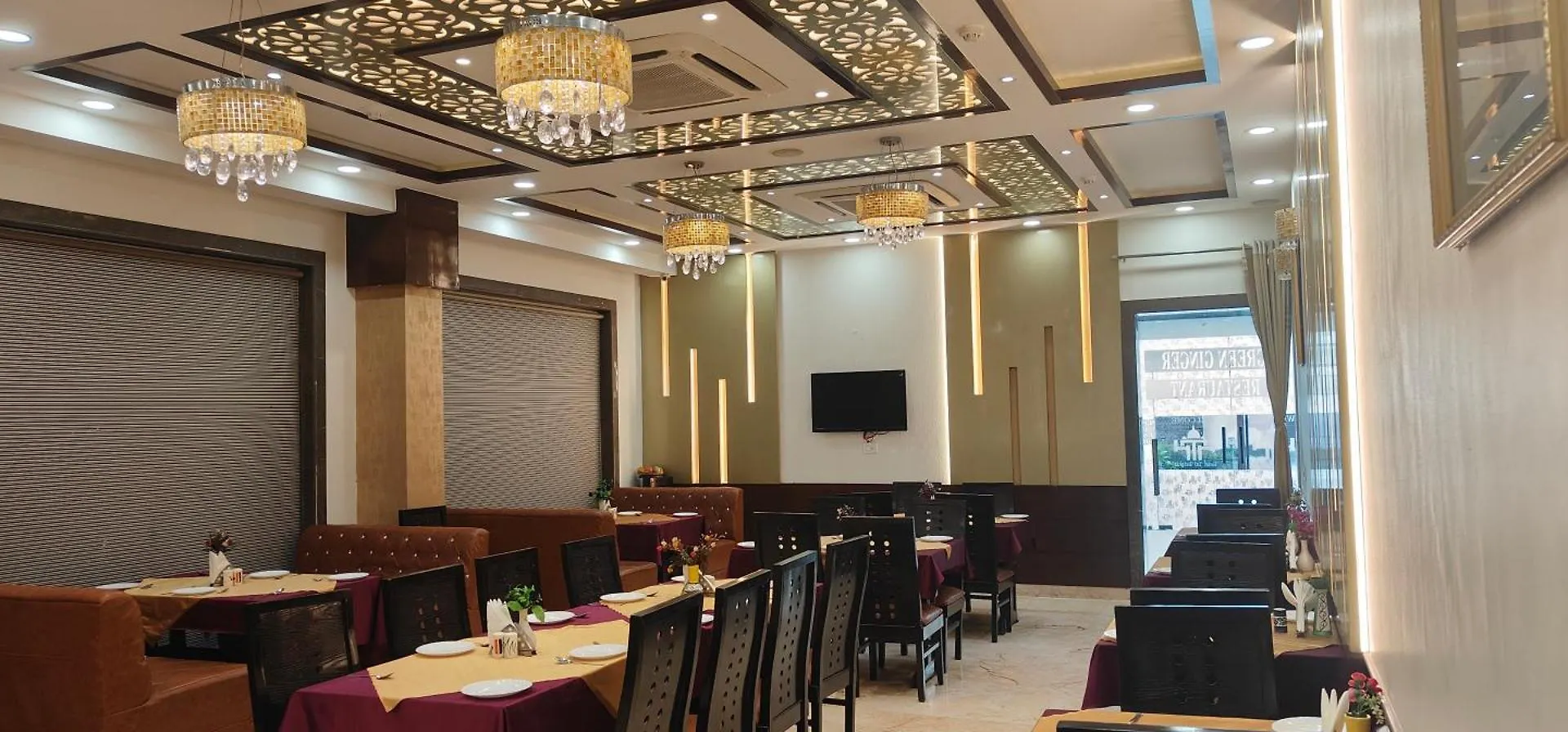 Hotel Taj Heights Agra