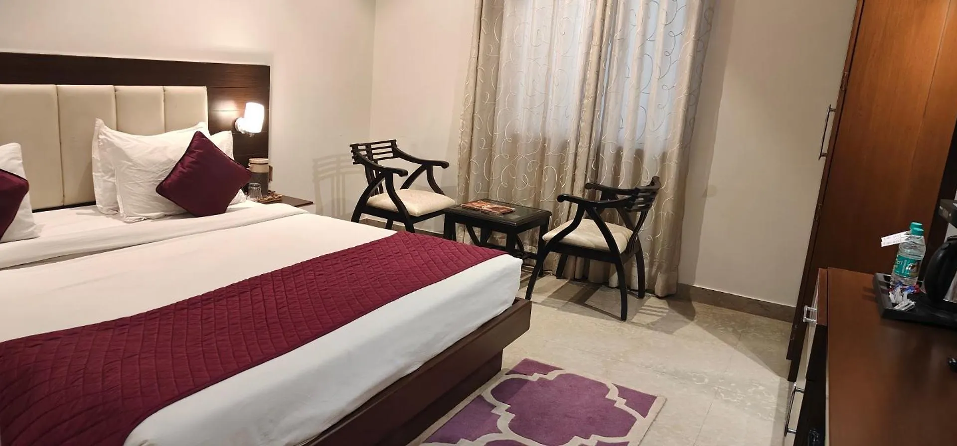 Hotel Taj Heights Agra