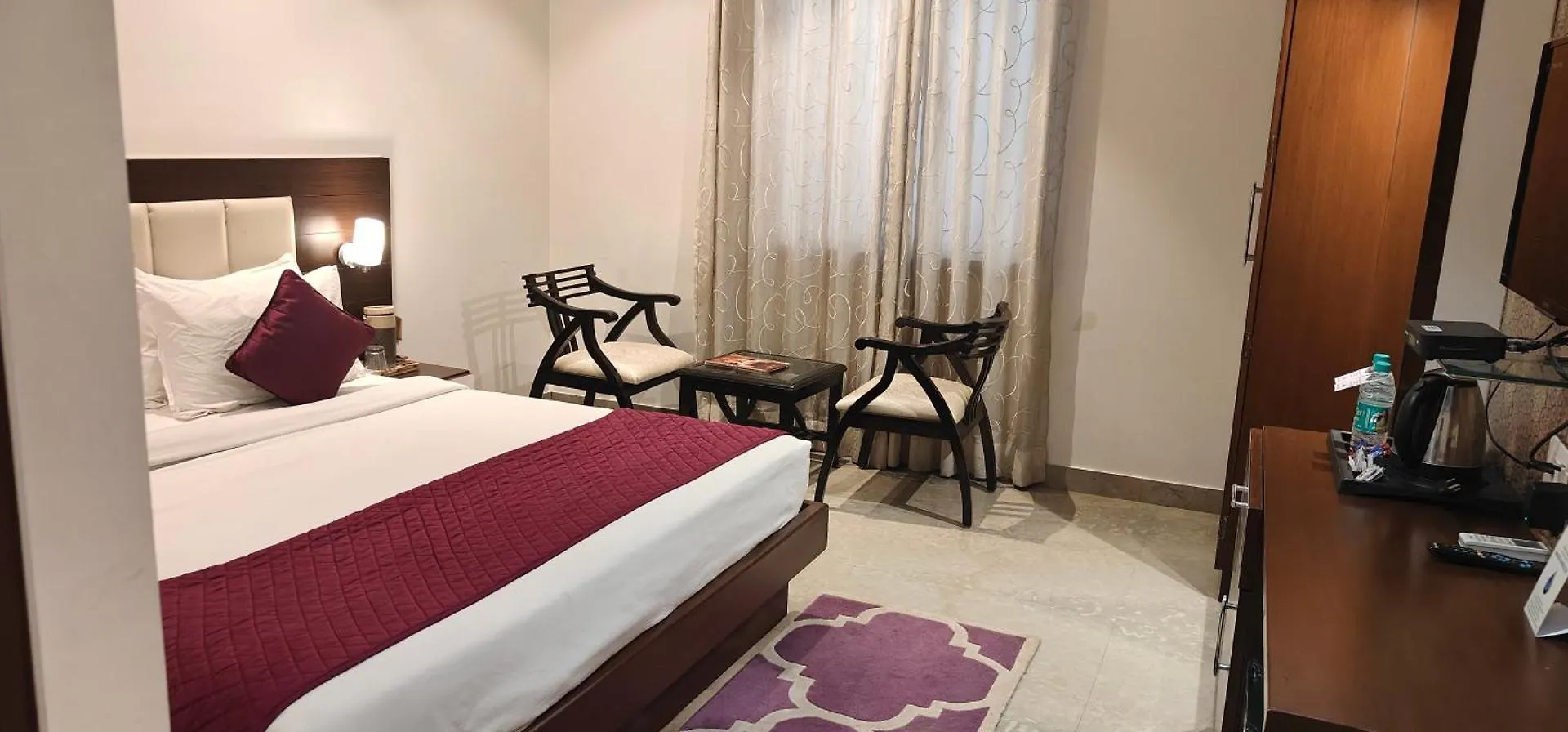 Hotel Taj Heights Agra  3*, Agra (Uttar Pradesh) India