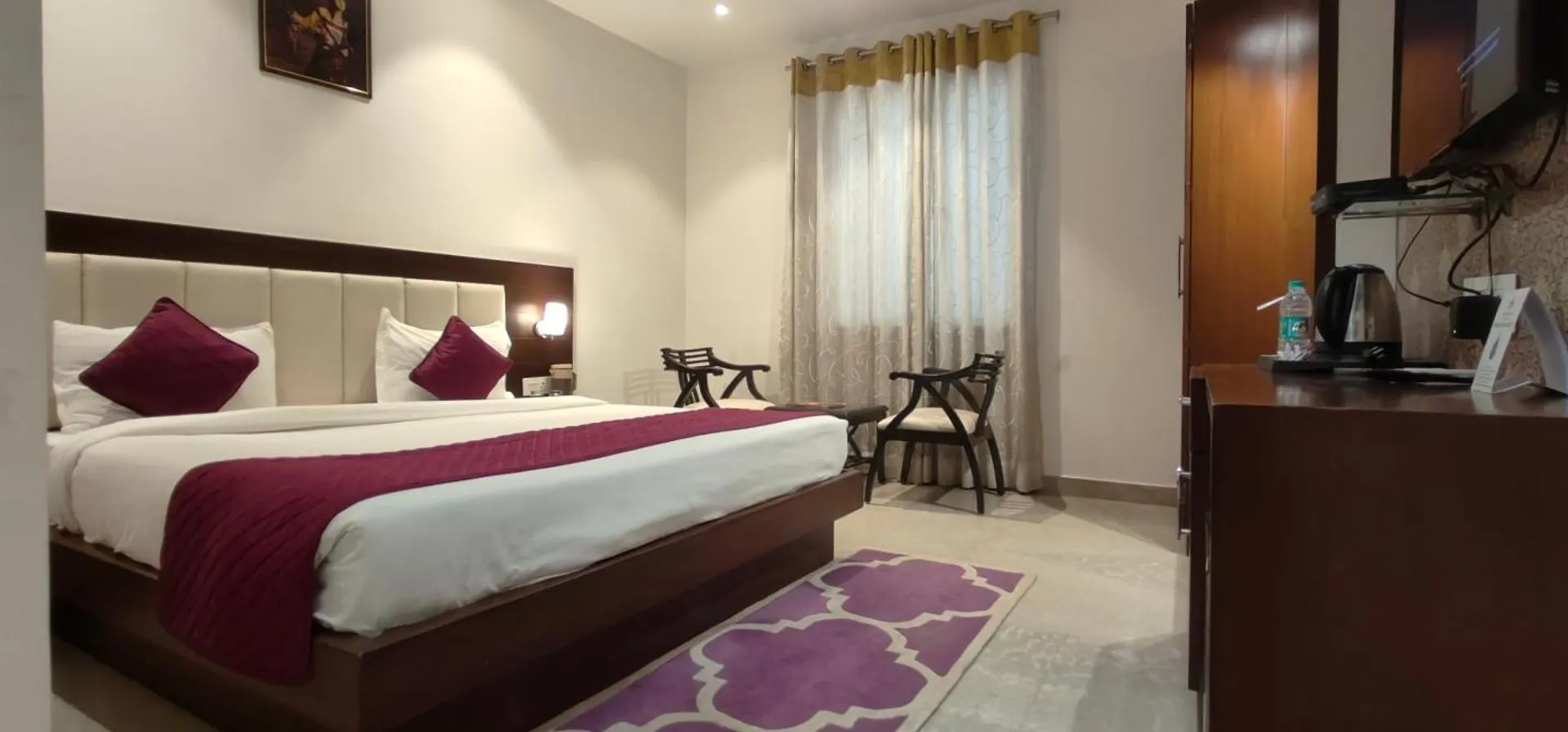 Hotel Taj Heights Agra